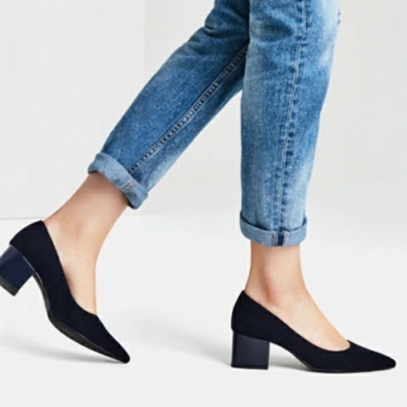 Zara Shoes - new ZARA Pointed Toe Faux Suede Block Heels 35
